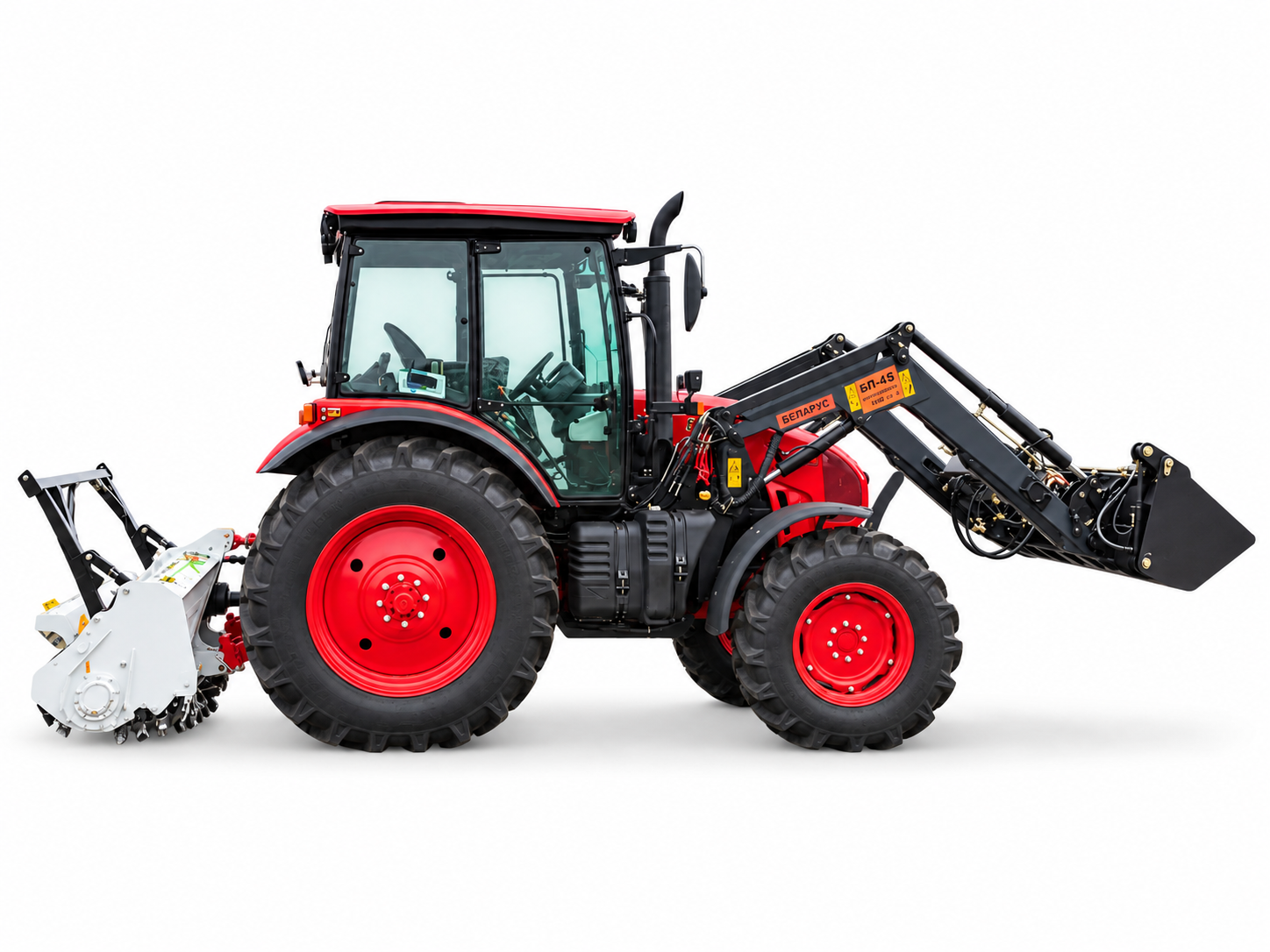 Трактор Беларус-1523 с мульчером NIUBO TMD200